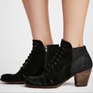 Free People Loveland Booties - Size 8 - FREE SHIPPING